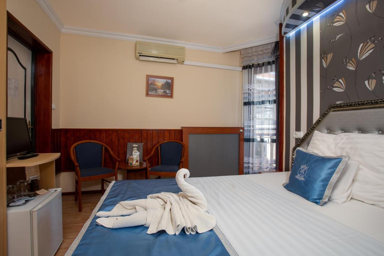 Illes Hotel Segedin Dış mekan fotoğraf